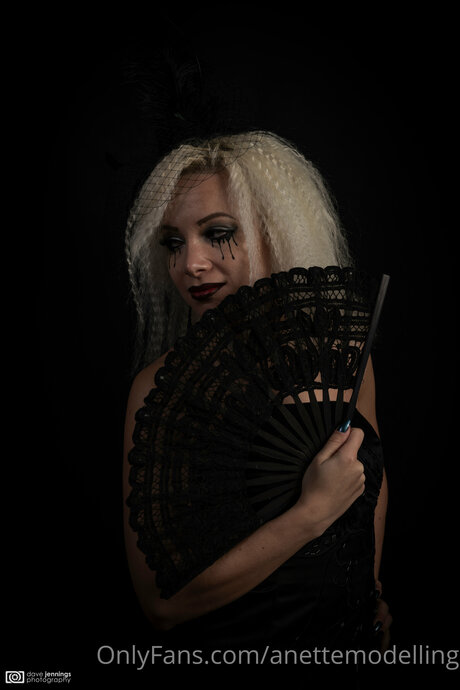 Aneta Hradecka xxx model images