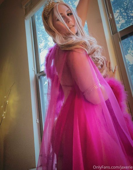 Jaxerie nudes pornstar archive