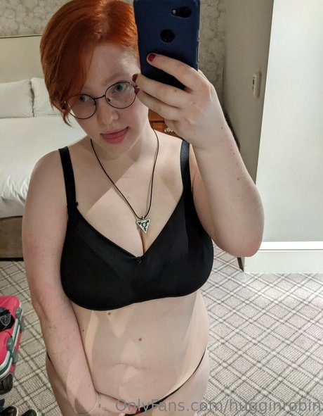 hugginrobin pornstar free photo