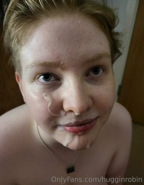 hugginrobin exclusive star image