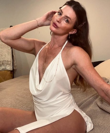 gingrbreadginny exclusive star image