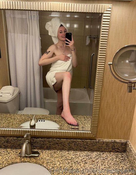 asian shemale onlyfans best image