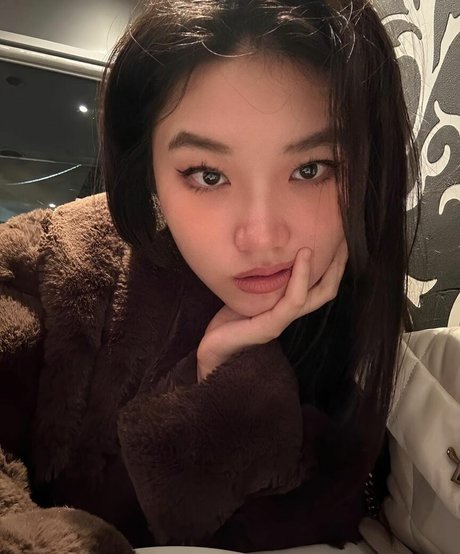 Vicki Mranrr porn model pictures