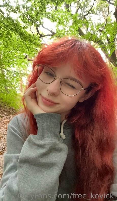 midget trans onlyfans pornographic image