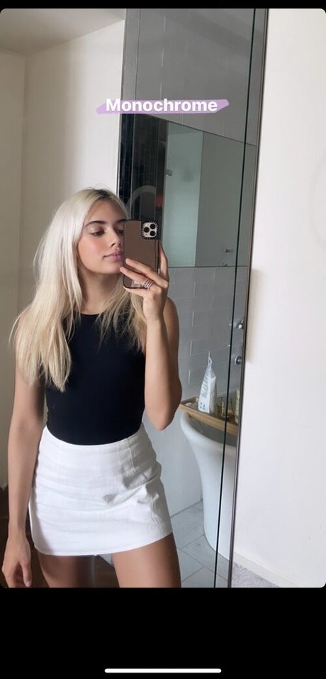 Ambar Driscoll hot pornstar archive