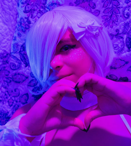 asian lesbian onlyfans erotic pics