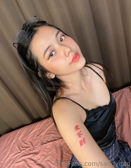 tiny onlyfans hd picture