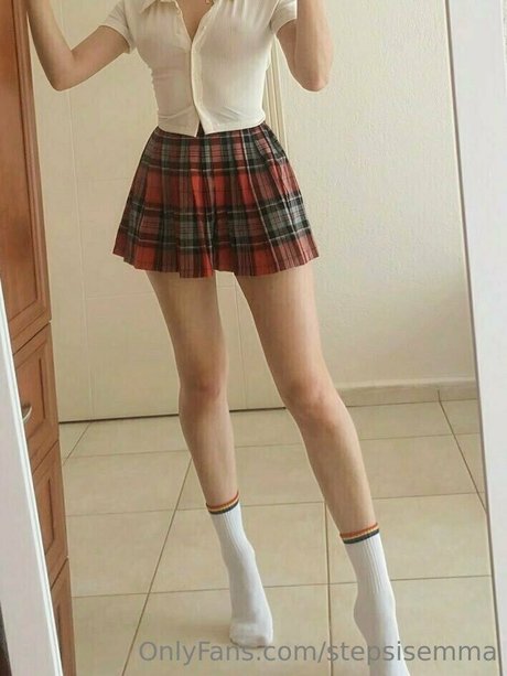 stepsisteremma porn actress image