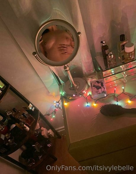 lactating onlyfans top photos