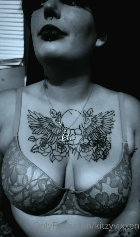 kitzyvixxen hd model photos