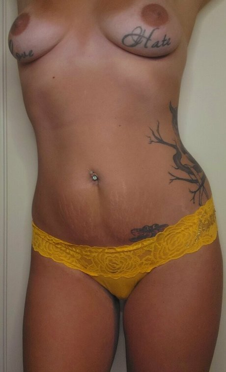 kookiesnmilf naked star pic