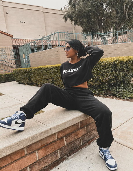 Reddotbitch sexy actress photos