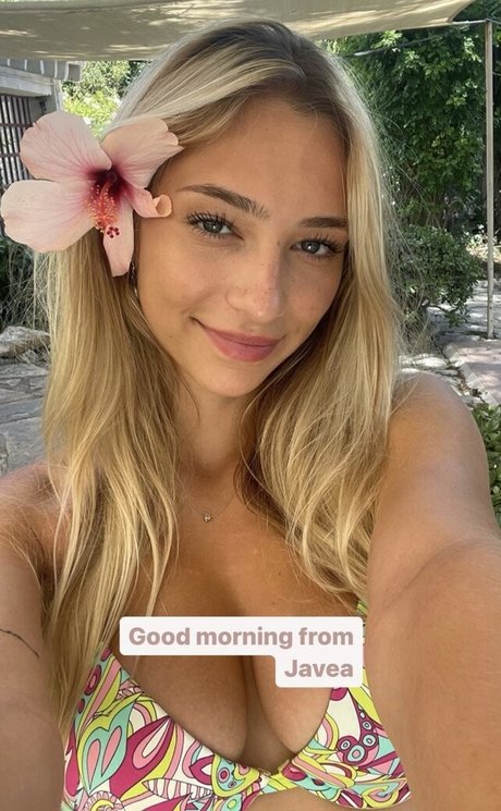 Delfine Stal sex actress photos