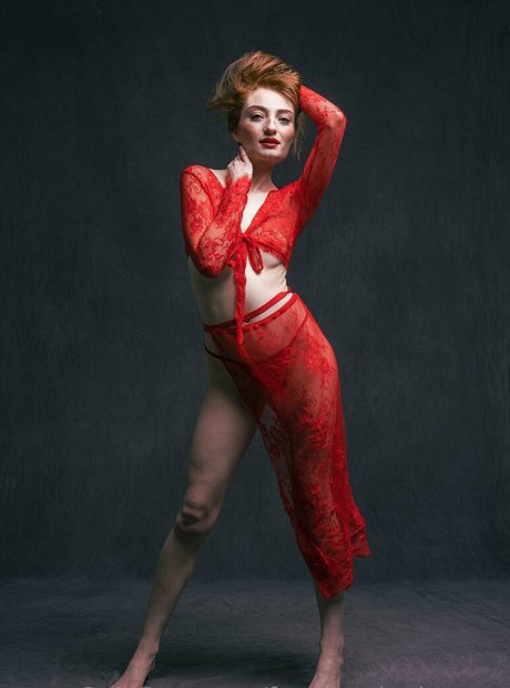 freeburningbeauty model sexy pic