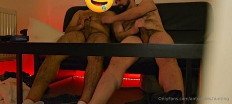 teen lesbian onlyfans erotic pics