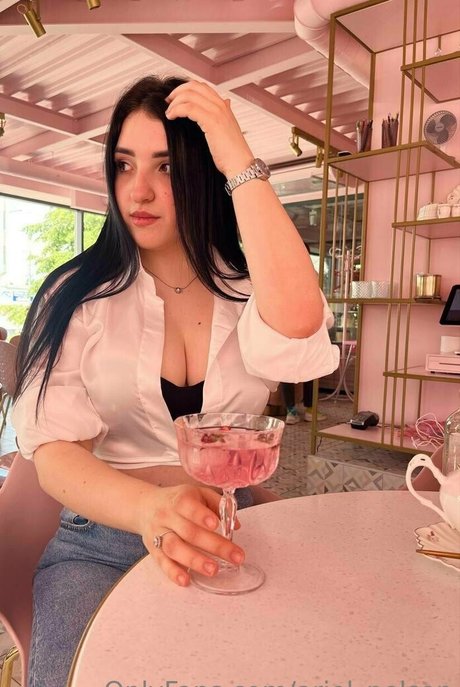 ariel nelson pretty pornstar photo