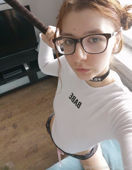 tiny onlyfans hd picture