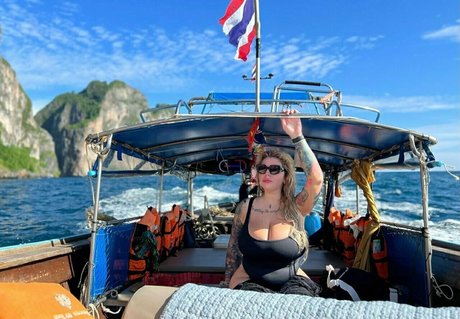 girl next door onlyfans porno picture