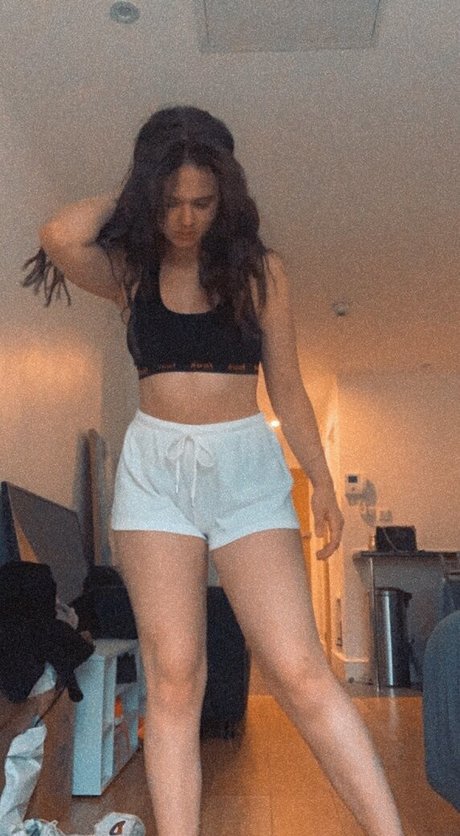 grace xo16 exclusive actress picture