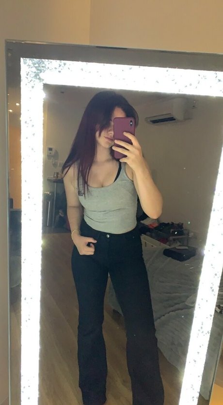 grace xo16 model erotic photos