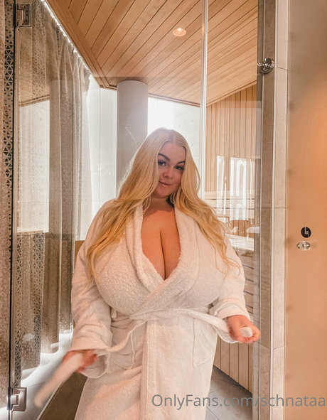 Schnataa high quality actress pic