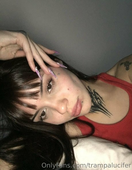 trampalucifer model beautiful pic