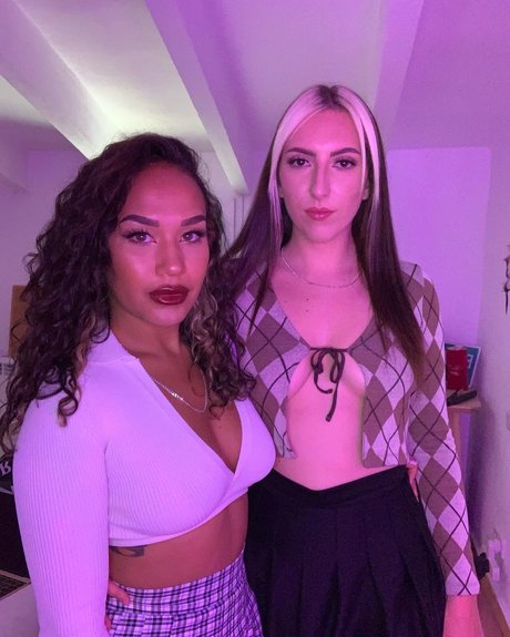 Mystiiik666 nice actress pics