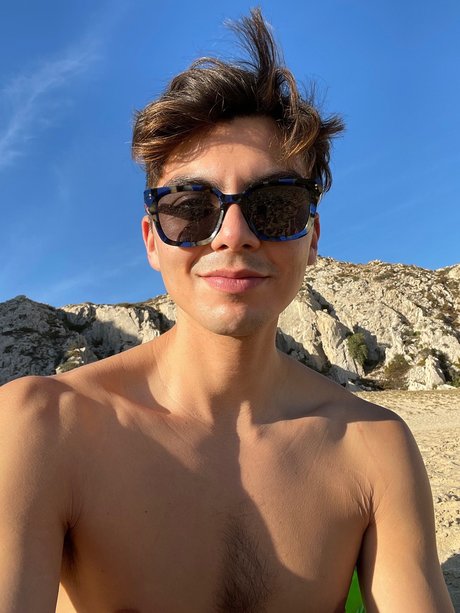 Boy Butterfly xxx model pictures