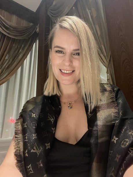 transgender onlyfans sexy nudes pic