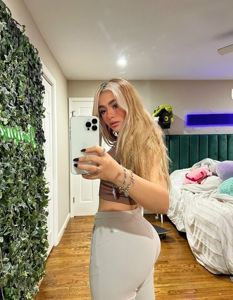 asian lesbian onlyfans pornographic archive