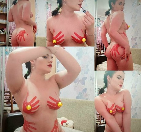 betsy mew model sex photos