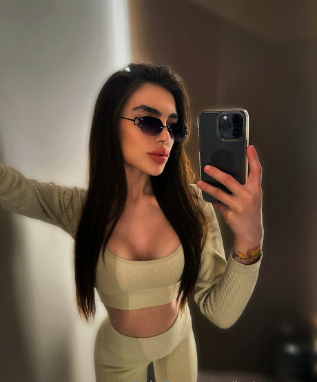 betsy mew high quality actress archive