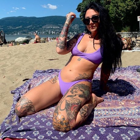 Bbpeytonleigh model porn image