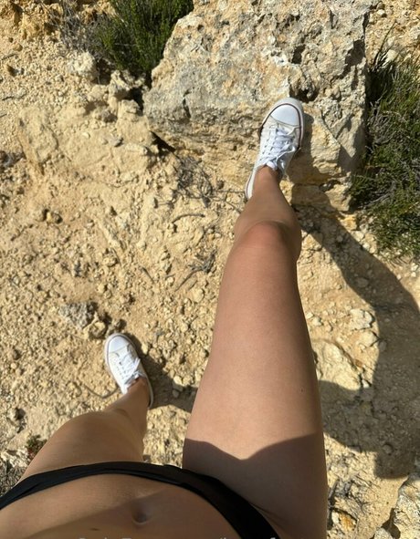 barefootgoddessbri pornstar high quality pic