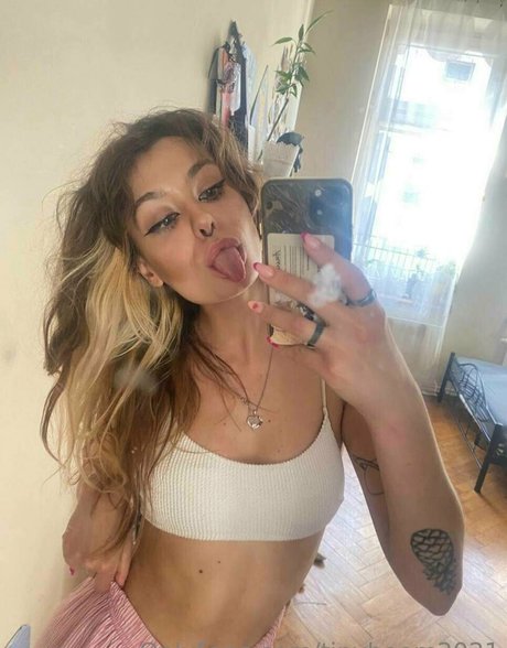 tinyboom2021 hd pornstar pic