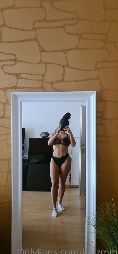 katzmin pornstar hd image