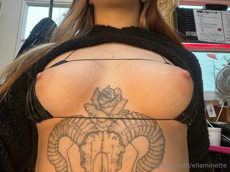 petite skinny onlyfans hot nude images