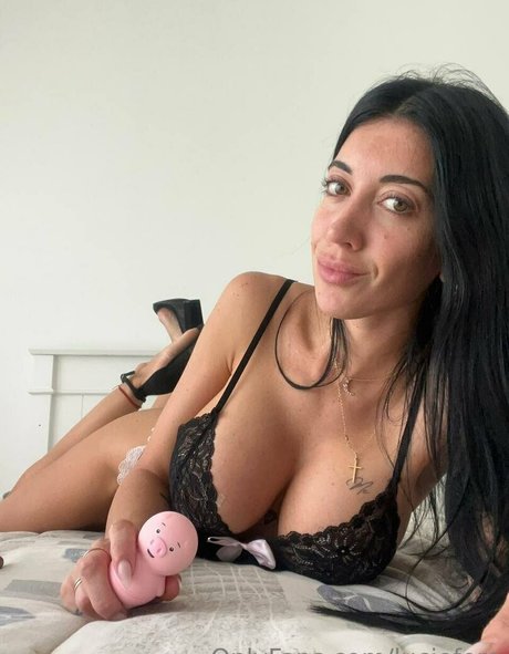 hotwife onlyfans adult photos