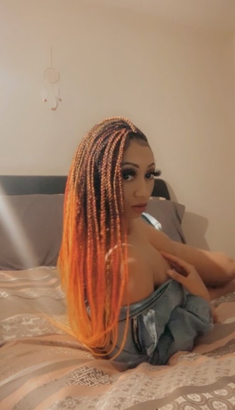 Alina Gray star art img