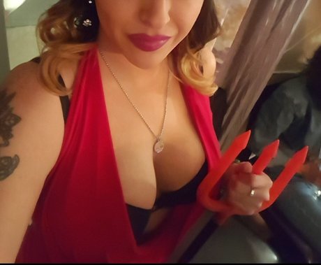 Adriana Lace erotic star photos