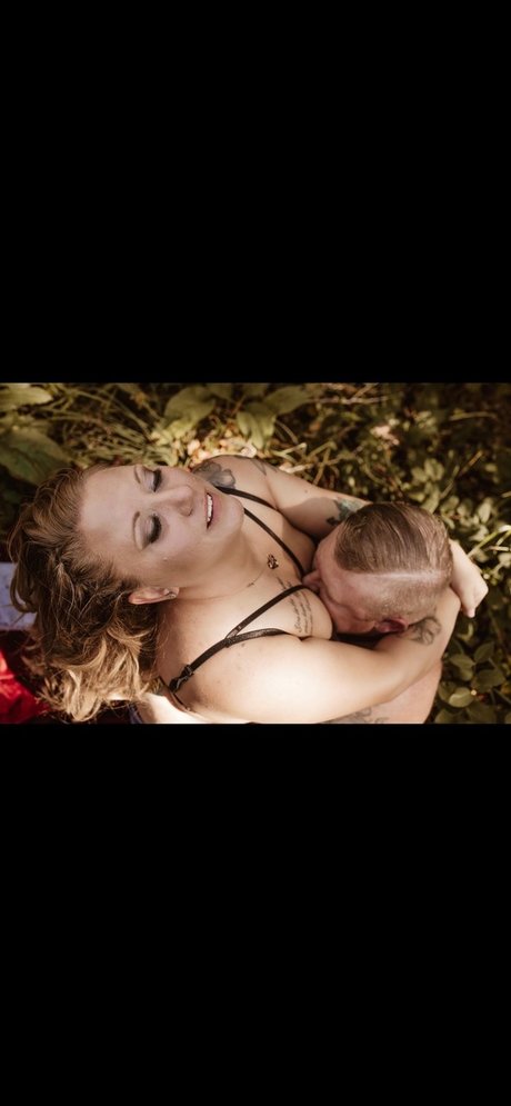 SexyRedhead pornstar naked picture