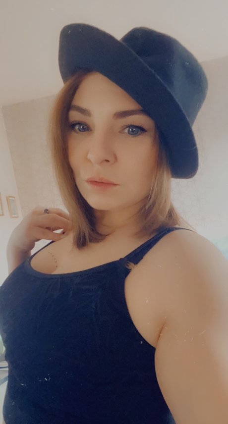 black cuckold onlyfans erotic pic