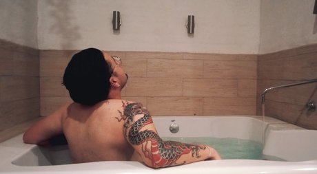 PacheMor sexy model pictures