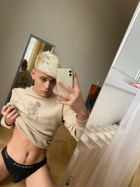 PeterHarris VIP_ beautiful model img