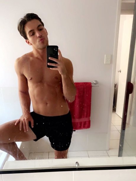 PEACHY101 model free images