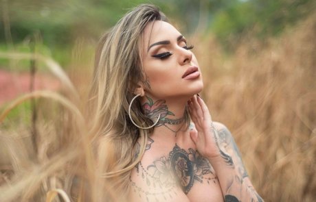 close up onlyfans adult photo