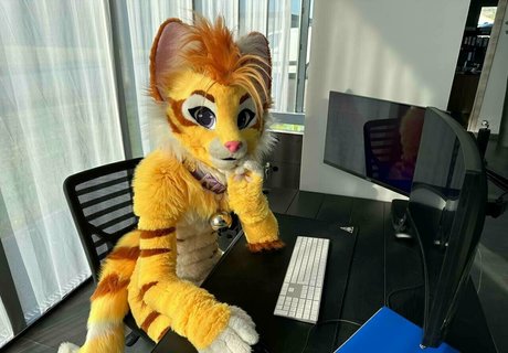 thatyellowkitty xxx actress picture