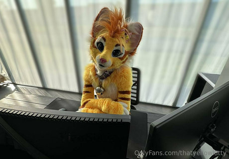 thatyellowkitty pornstar picture