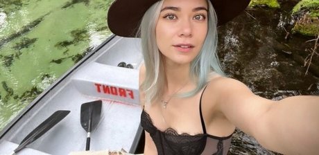 Melodi Flack pornstar top pic