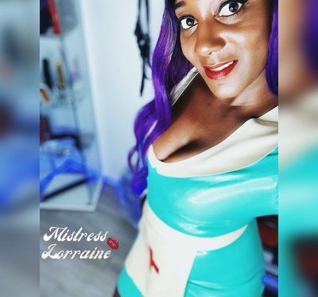 mslorraineldn model sexy pictures